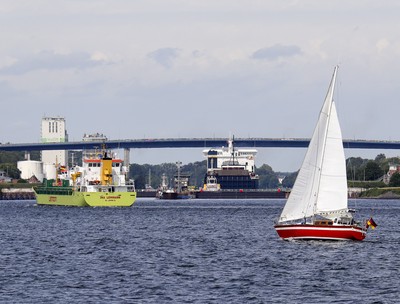 Nord-Ostsee-Kanal Kiel-Holtenau